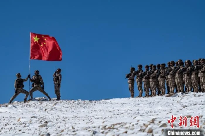 九游娱乐官方平台-西藏雪域队在比赛中勇往直前，闯出一片天地